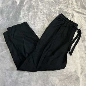 Gap Black Beach Style Pants Elastic Waist Size S Crop Length
